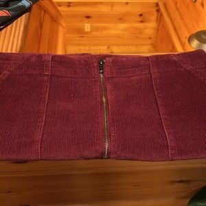 Front zip corduroy skirt in maroon
